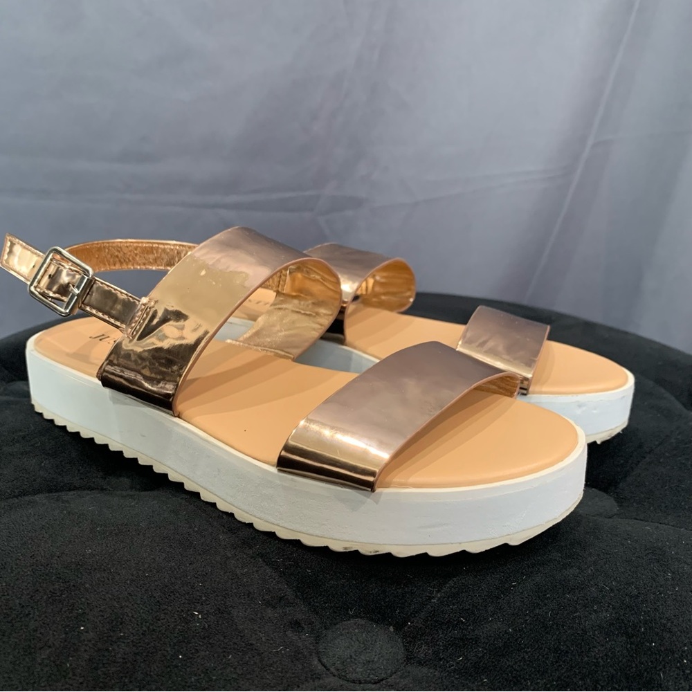 JustFab Rose Gold Platform Sandals, size 6 - Picture 4 of 9